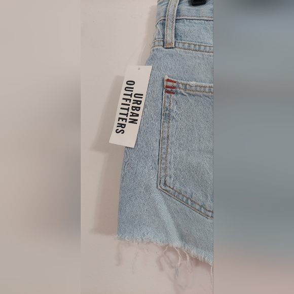 A4 BDG girlfriend high rise shorts size 31 - Picture 5 of 7